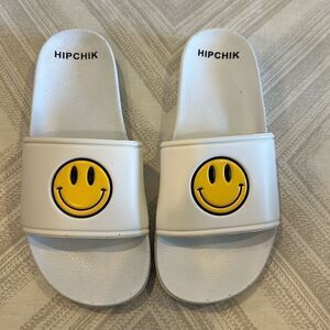 Hipchick White with Yellow Smiley Face Beach Slides - Size 40